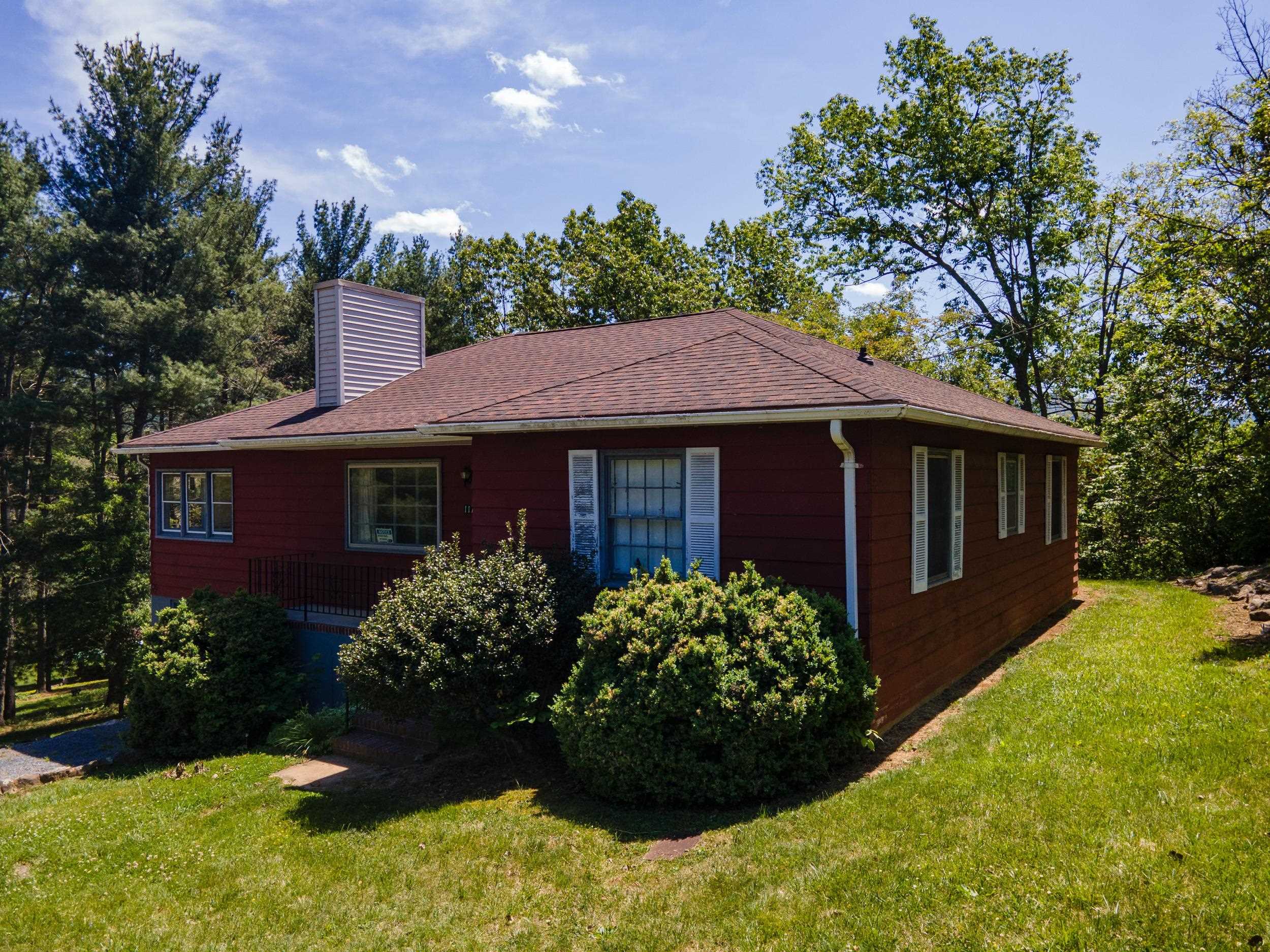 117 GROVE AVE, EDINBURG, Virginia 22824, 3 Bedrooms Bedrooms, ,1 BathroomBathrooms,Residential,117 GROVE AVE,677330 MLS # 677330 117 GROVE AVE, EDINBURG, Virginia 22824, 3 Bedrooms Bedrooms, ,1 BathroomBathrooms,Residential,117 GROVE AVE,677330 MLS # 677330