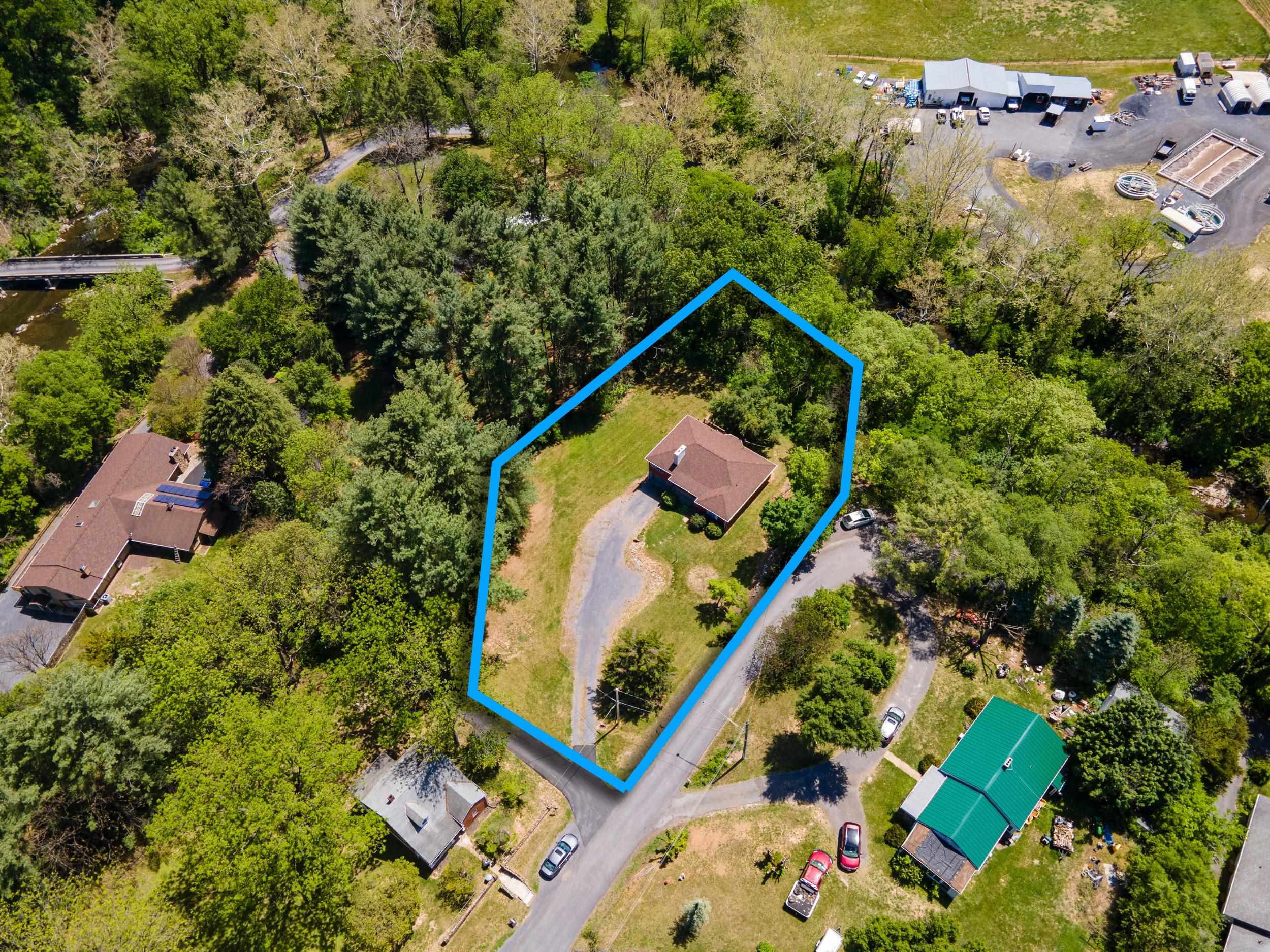 117 GROVE AVE, EDINBURG, Virginia 22824, 3 Bedrooms Bedrooms, ,1 BathroomBathrooms,Residential,117 GROVE AVE,677330 MLS # 677330 117 GROVE AVE, EDINBURG, Virginia 22824, 3 Bedrooms Bedrooms, ,1 BathroomBathrooms,Residential,117 GROVE AVE,677330 MLS # 677330