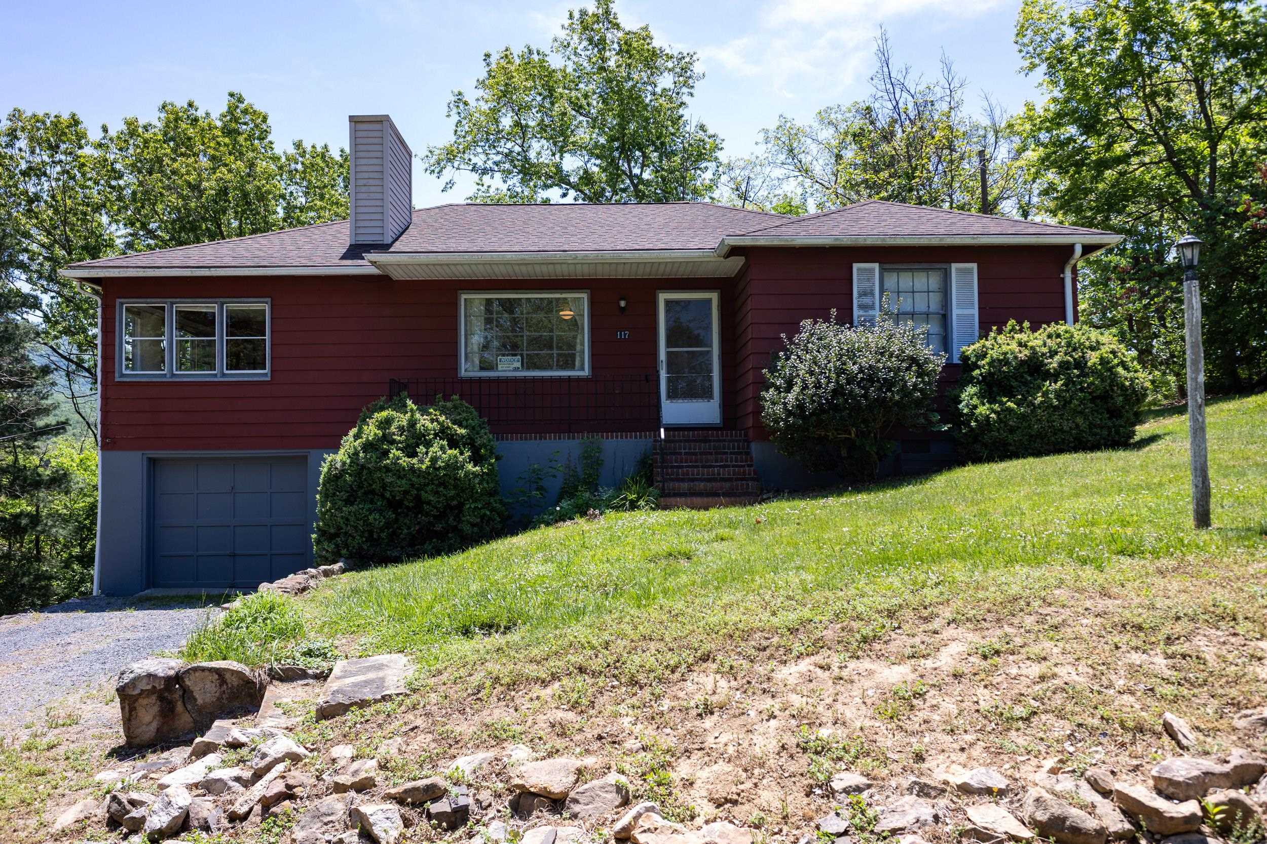 117 GROVE AVE, EDINBURG, Virginia 22824, 3 Bedrooms Bedrooms, ,1 BathroomBathrooms,Residential,117 GROVE AVE,677330 MLS # 677330 117 GROVE AVE, EDINBURG, Virginia 22824, 3 Bedrooms Bedrooms, ,1 BathroomBathrooms,Residential,117 GROVE AVE,677330 MLS # 677330