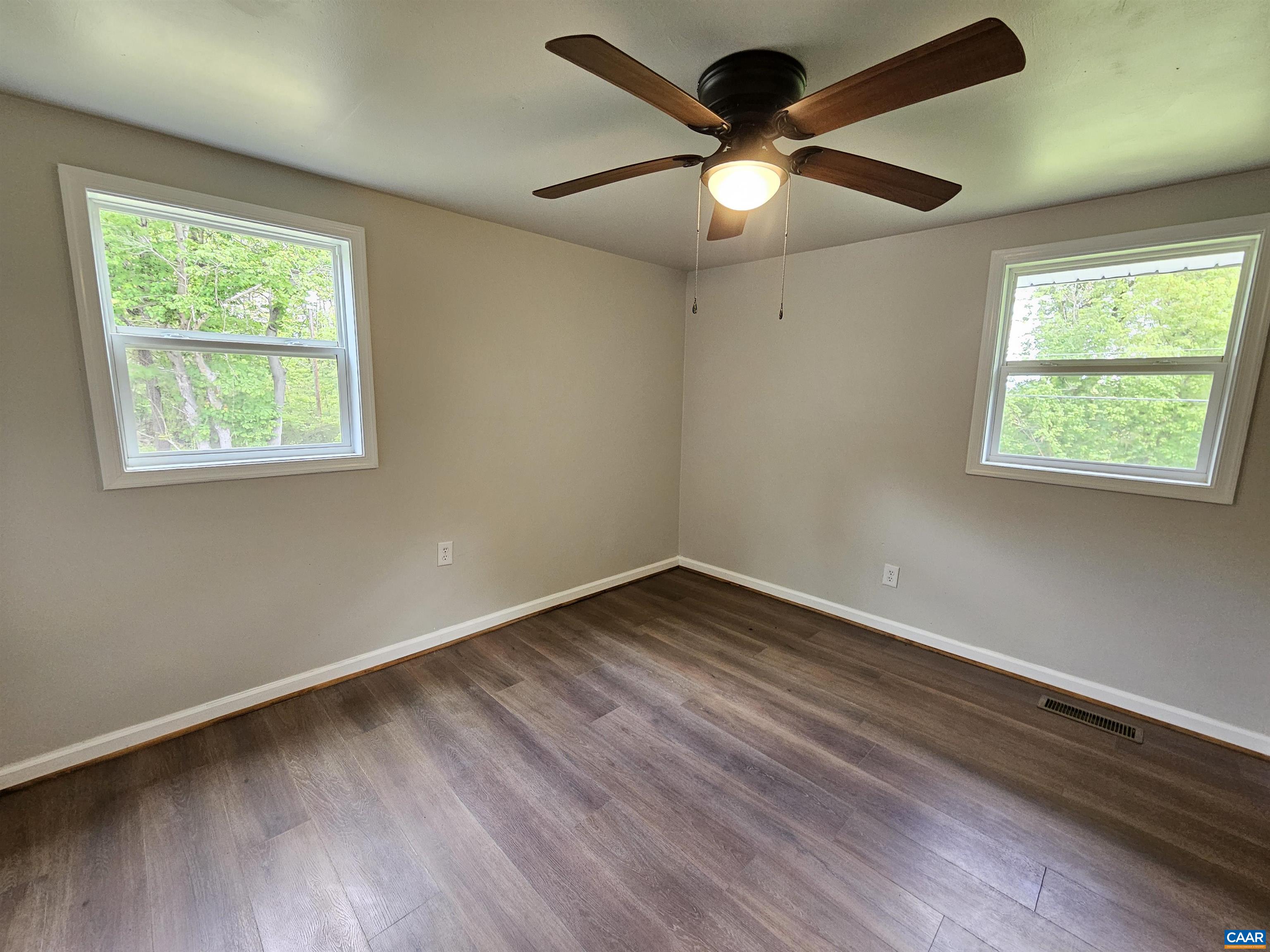 5290 DIXIE HILL RD, BUCKINGHAM, Virginia 23921, 3 Bedrooms Bedrooms, ,2 BathroomsBathrooms,Residential,5290 DIXIE HILL RD,677331 MLS # 677331 5290 DIXIE HILL RD, BUCKINGHAM, Virginia 23921, 3 Bedrooms Bedrooms, ,2 BathroomsBathrooms,Residential,5290 DIXIE HILL RD,677331 MLS # 677331