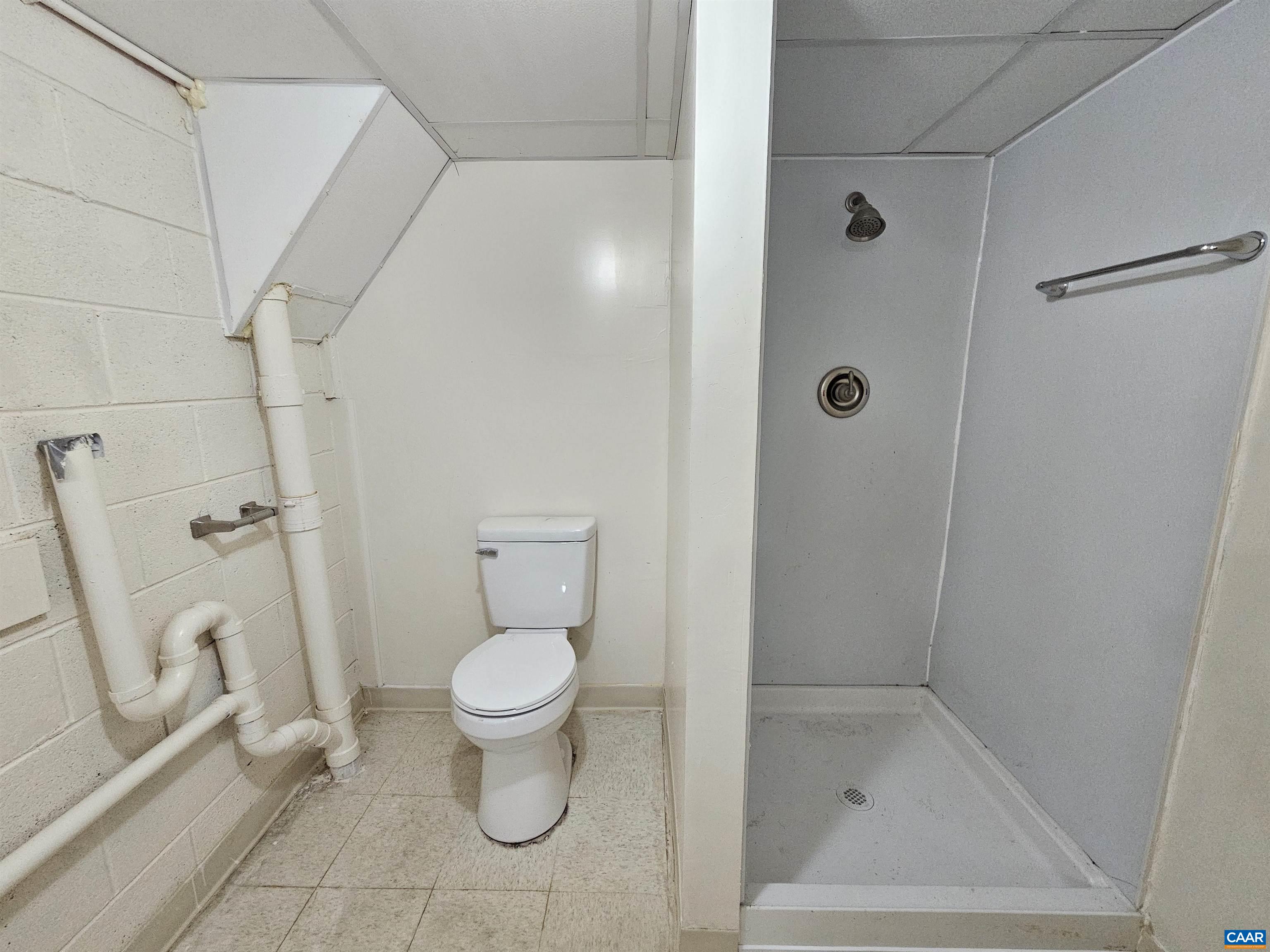 5290 DIXIE HILL RD, BUCKINGHAM, Virginia 23921, 3 Bedrooms Bedrooms, ,2 BathroomsBathrooms,Residential,5290 DIXIE HILL RD,677331 MLS # 677331 5290 DIXIE HILL RD, BUCKINGHAM, Virginia 23921, 3 Bedrooms Bedrooms, ,2 BathroomsBathrooms,Residential,5290 DIXIE HILL RD,677331 MLS # 677331