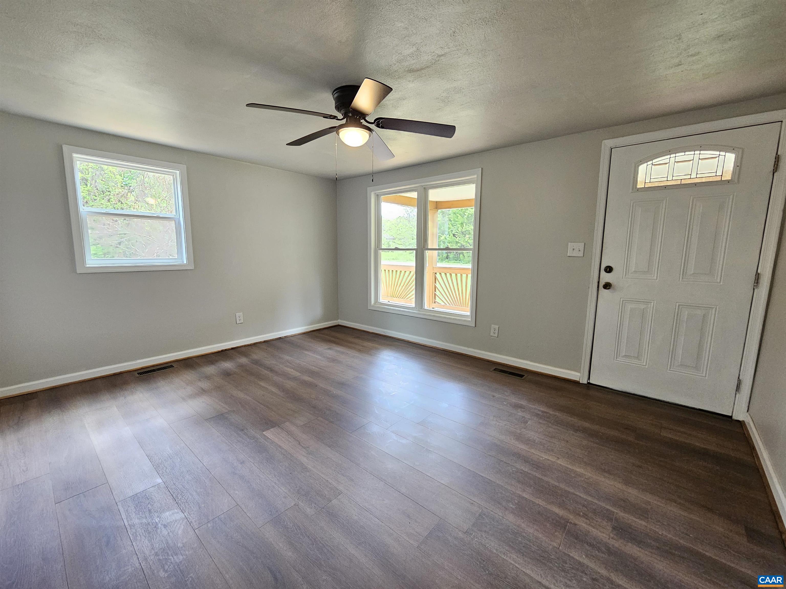 5290 DIXIE HILL RD, BUCKINGHAM, Virginia 23921, 3 Bedrooms Bedrooms, ,2 BathroomsBathrooms,Residential,5290 DIXIE HILL RD,677331 MLS # 677331 5290 DIXIE HILL RD, BUCKINGHAM, Virginia 23921, 3 Bedrooms Bedrooms, ,2 BathroomsBathrooms,Residential,5290 DIXIE HILL RD,677331 MLS # 677331