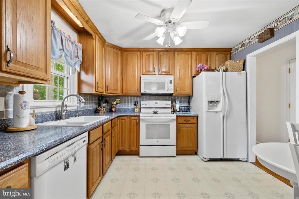 11823 RUTHERFORD DR, FREDERICKSBURG, Virginia 22407, 3 Bedrooms Bedrooms, ,2 BathroomsBathrooms,Residential,11823 RUTHERFORD DR,VASP2042114 MLS # VASP2042114 11823 RUTHERFORD DR, FREDERICKSBURG, Virginia 22407, 3 Bedrooms Bedrooms, ,2 BathroomsBathrooms,Residential,11823 RUTHERFORD DR,VASP2042114 MLS # VASP2042114