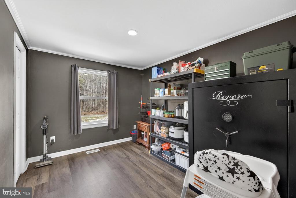8427 PAMUNKEY RD, SPOTSYLVANIA, Virginia 22551, 3 Bedrooms Bedrooms, ,1 BathroomBathrooms,Residential,8427 PAMUNKEY RD,VASP2042102 MLS # VASP2042102