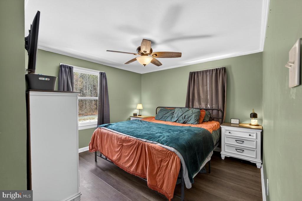8427 PAMUNKEY RD, SPOTSYLVANIA, Virginia 22551, 3 Bedrooms Bedrooms, ,1 BathroomBathrooms,Residential,8427 PAMUNKEY RD,VASP2042102 MLS # VASP2042102