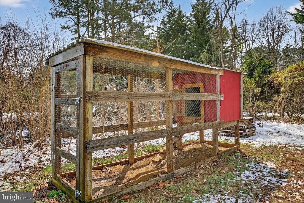8427 PAMUNKEY RD, SPOTSYLVANIA, Virginia 22551, 3 Bedrooms Bedrooms, ,1 BathroomBathrooms,Residential,8427 PAMUNKEY RD,VASP2042102 MLS # VASP2042102