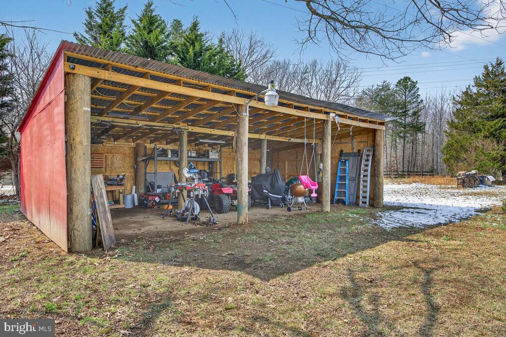 8427 PAMUNKEY RD, SPOTSYLVANIA, Virginia 22551, 3 Bedrooms Bedrooms, ,1 BathroomBathrooms,Residential,8427 PAMUNKEY RD,VASP2042102 MLS # VASP2042102