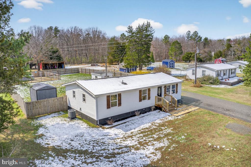 8427 PAMUNKEY RD, SPOTSYLVANIA, Virginia 22551, 3 Bedrooms Bedrooms, ,1 BathroomBathrooms,Residential,8427 PAMUNKEY RD,VASP2042102 MLS # VASP2042102