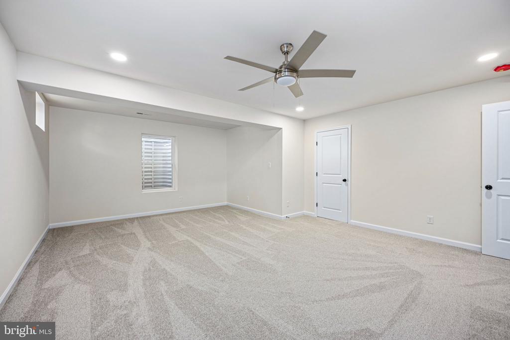 26375 PENNFIELDS DR, ORANGE, Virginia 22960, 4 Bedrooms Bedrooms, ,3 BathroomsBathrooms,Residential,26375 PENNFIELDS DR,VAOR2014242 MLS # VAOR2014242 26375 PENNFIELDS DR, ORANGE, Virginia 22960, 4 Bedrooms Bedrooms, ,3 BathroomsBathrooms,Residential,26375 PENNFIELDS DR,VAOR2014242 MLS # VAOR2014242