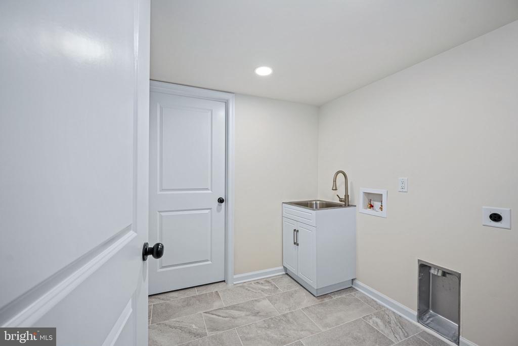 26375 PENNFIELDS DR, ORANGE, Virginia 22960, 4 Bedrooms Bedrooms, ,3 BathroomsBathrooms,Residential,26375 PENNFIELDS DR,VAOR2014242 MLS # VAOR2014242 26375 PENNFIELDS DR, ORANGE, Virginia 22960, 4 Bedrooms Bedrooms, ,3 BathroomsBathrooms,Residential,26375 PENNFIELDS DR,VAOR2014242 MLS # VAOR2014242