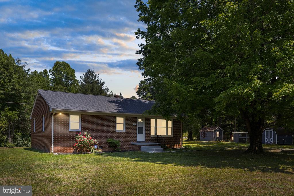 17195 OAKSHADE RD, ORANGE, Virginia 22960, 3 Bedrooms Bedrooms, ,1 BathroomBathrooms,Residential,17195 OAKSHADE RD,VAOR2014232 MLS # VAOR2014232