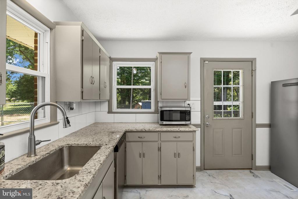 17195 OAKSHADE RD, ORANGE, Virginia 22960, 3 Bedrooms Bedrooms, ,1 BathroomBathrooms,Residential,17195 OAKSHADE RD,VAOR2014232 MLS # VAOR2014232
