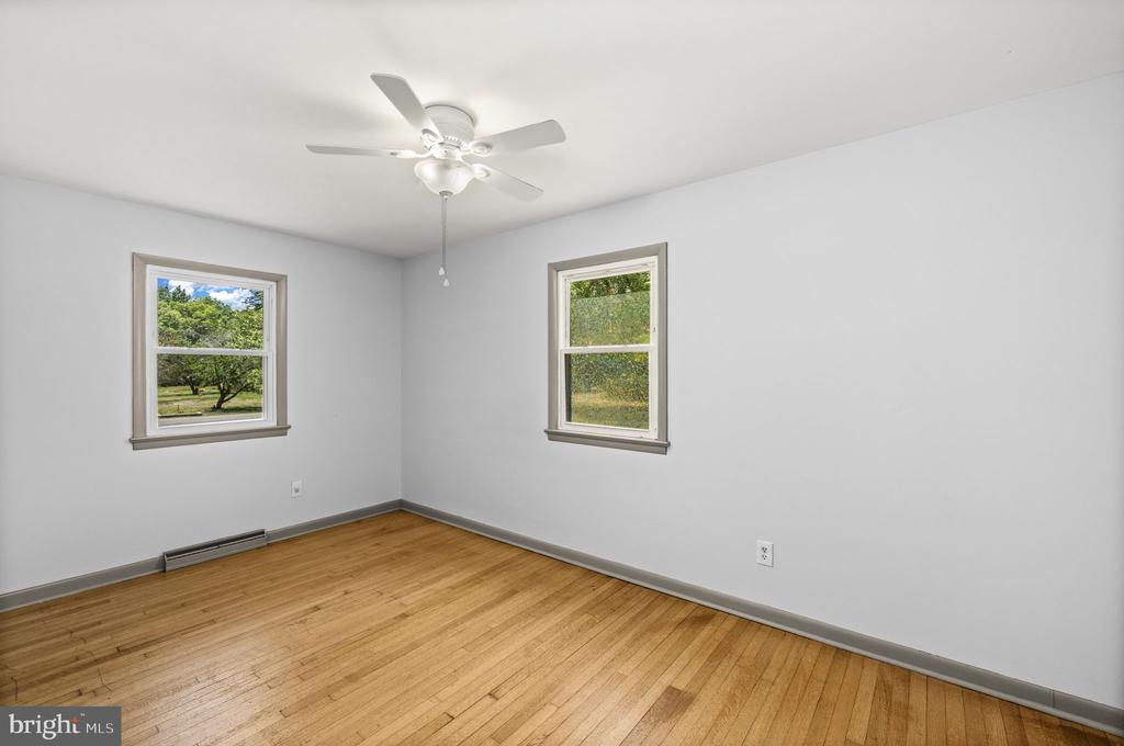 17195 OAKSHADE RD, ORANGE, Virginia 22960, 3 Bedrooms Bedrooms, ,1 BathroomBathrooms,Residential,17195 OAKSHADE RD,VAOR2014232 MLS # VAOR2014232