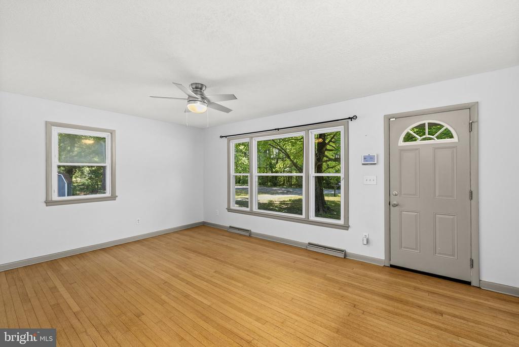 17195 OAKSHADE RD, ORANGE, Virginia 22960, 3 Bedrooms Bedrooms, ,1 BathroomBathrooms,Residential,17195 OAKSHADE RD,VAOR2014232 MLS # VAOR2014232