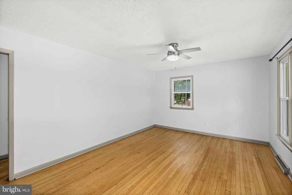 17195 OAKSHADE RD, ORANGE, Virginia 22960, 3 Bedrooms Bedrooms, ,1 BathroomBathrooms,Residential,17195 OAKSHADE RD,VAOR2014232 MLS # VAOR2014232