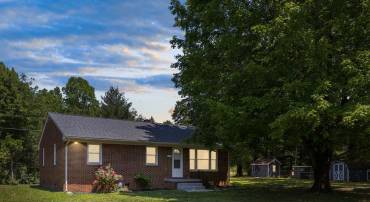 17195 OAKSHADE RD, ORANGE, Virginia 22960, 3 Bedrooms Bedrooms, ,1 BathroomBathrooms,Residential,17195 OAKSHADE RD,VAOR2014232 MLS # VAOR2014232