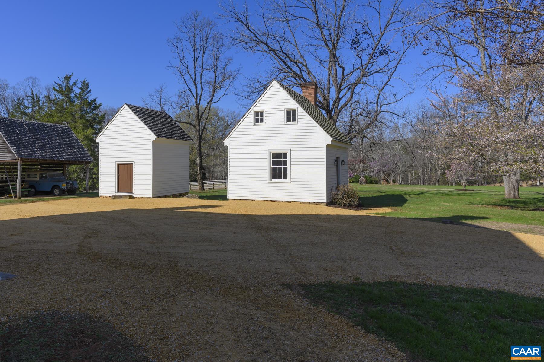1651 FOX HILL RD, LYNCHBURG, Virginia 24503, 4 Bedrooms Bedrooms, ,3 BathroomsBathrooms,Residential,Ridgecrest,1651 FOX HILL RD,677341 MLS # 677341 1651 FOX HILL RD, LYNCHBURG, Virginia 24503, 4 Bedrooms Bedrooms, ,3 BathroomsBathrooms,Residential,Ridgecrest,1651 FOX HILL RD,677341 MLS # 677341