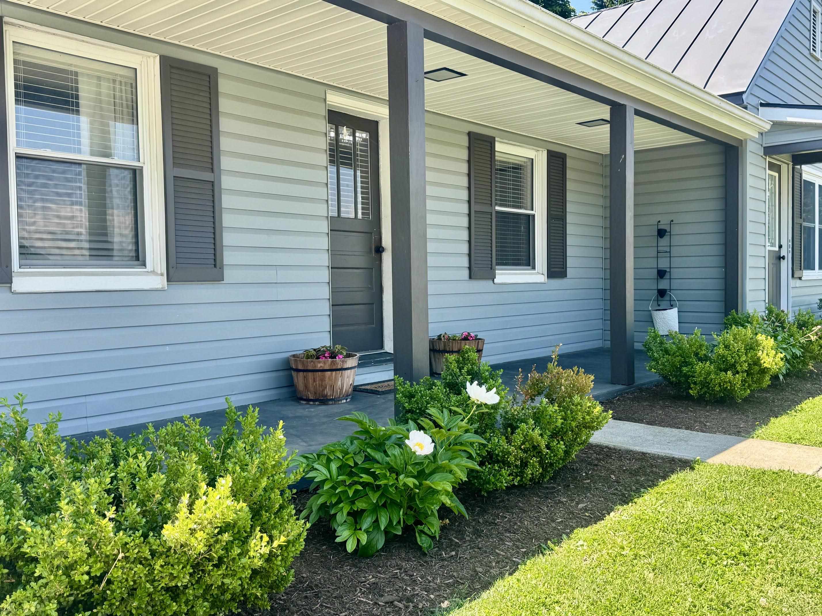 29 MAPLE HILL LN, WEYERS CAVE, Virginia 24486, 3 Bedrooms Bedrooms, ,2 BathroomsBathrooms,Residential,29 MAPLE HILL LN,677348 MLS # 677348 29 MAPLE HILL LN, WEYERS CAVE, Virginia 24486, 3 Bedrooms Bedrooms, ,2 BathroomsBathrooms,Residential,29 MAPLE HILL LN,677348 MLS # 677348