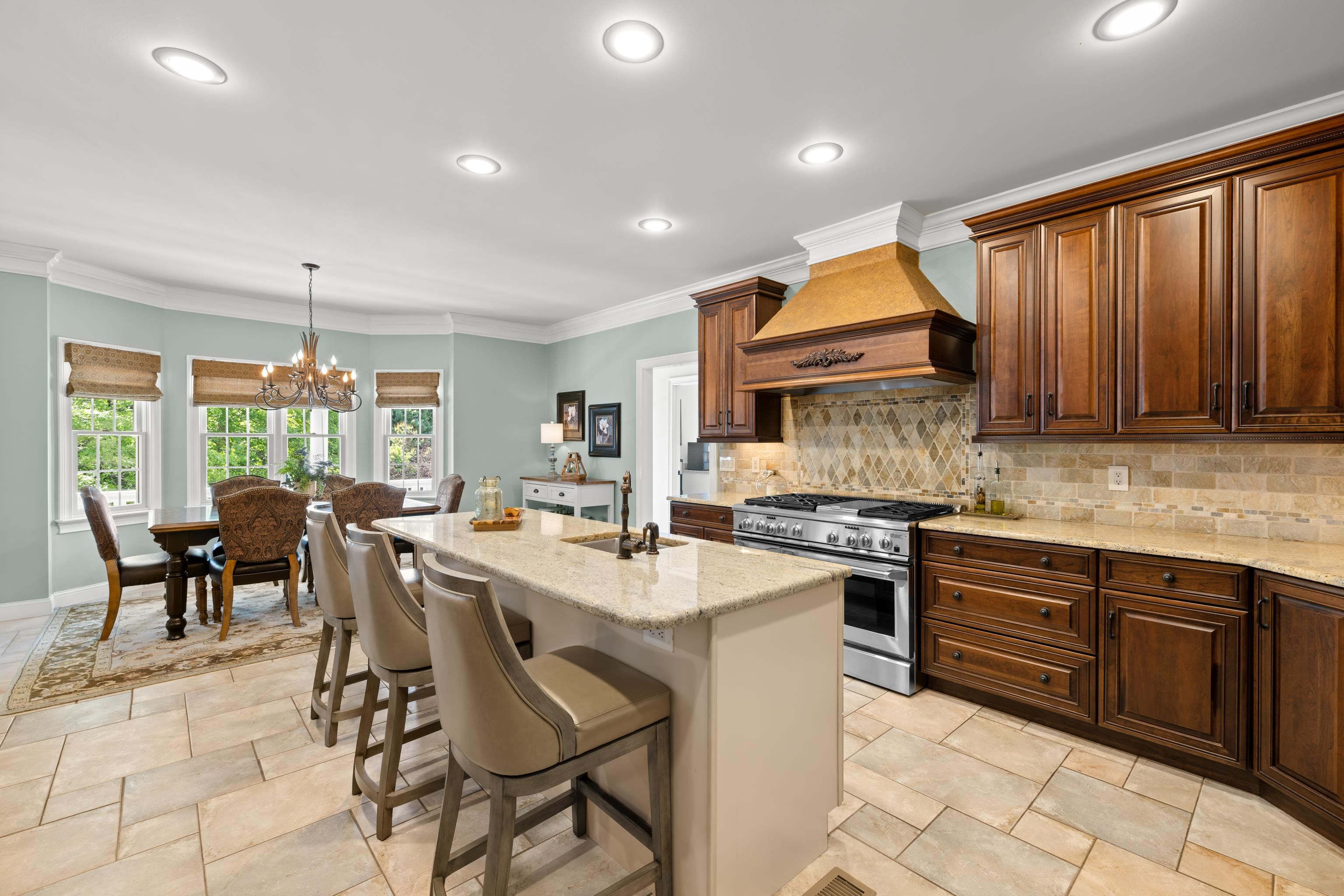 1745 BUCKINGHAM DR, ROCKINGHAM, Virginia 22801, 6 Bedrooms Bedrooms, ,4 BathroomsBathrooms,Residential,1745 BUCKINGHAM DR,677350 MLS # 677350