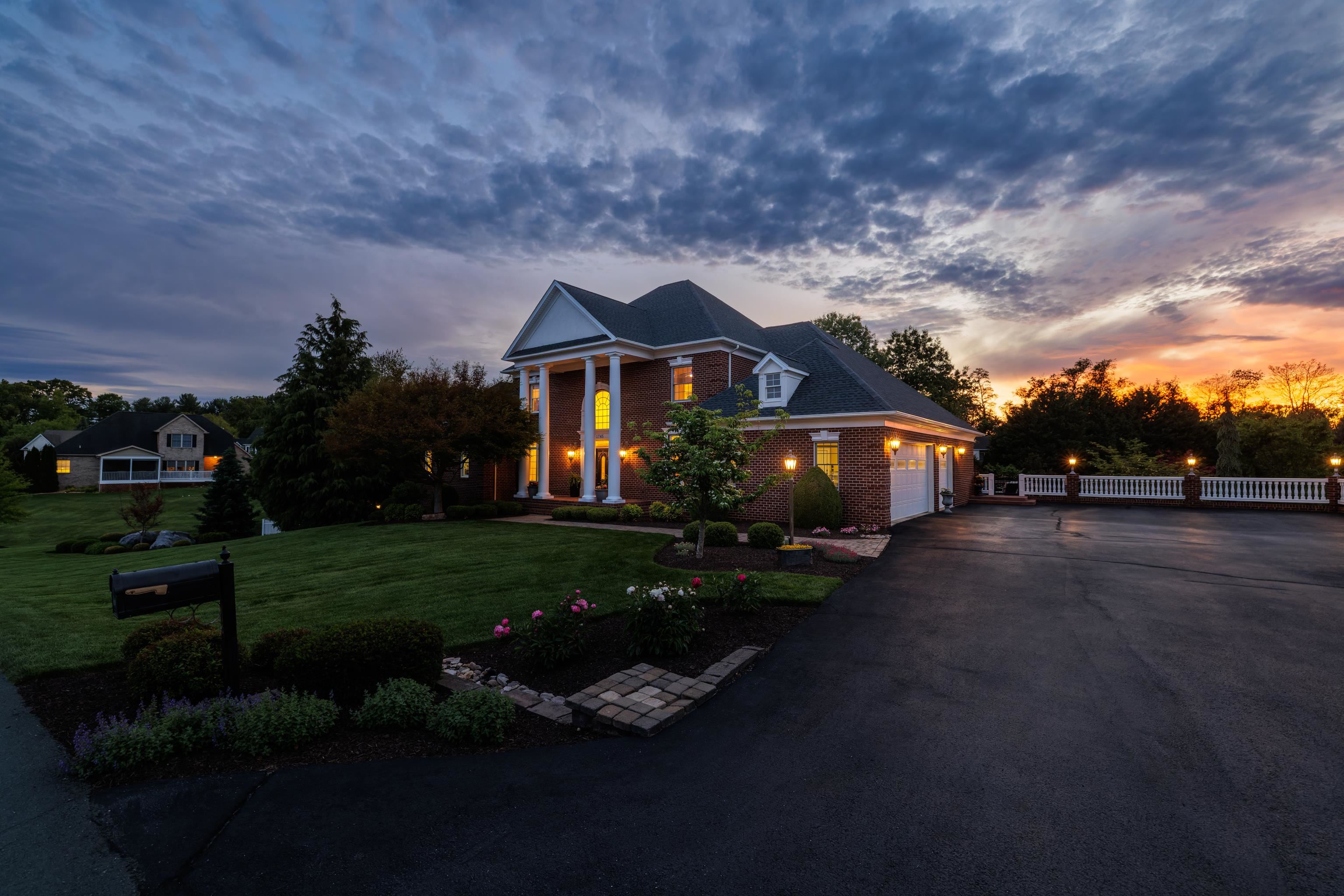 1745 BUCKINGHAM DR, ROCKINGHAM, Virginia 22801, 6 Bedrooms Bedrooms, ,4 BathroomsBathrooms,Residential,1745 BUCKINGHAM DR,677350 MLS # 677350