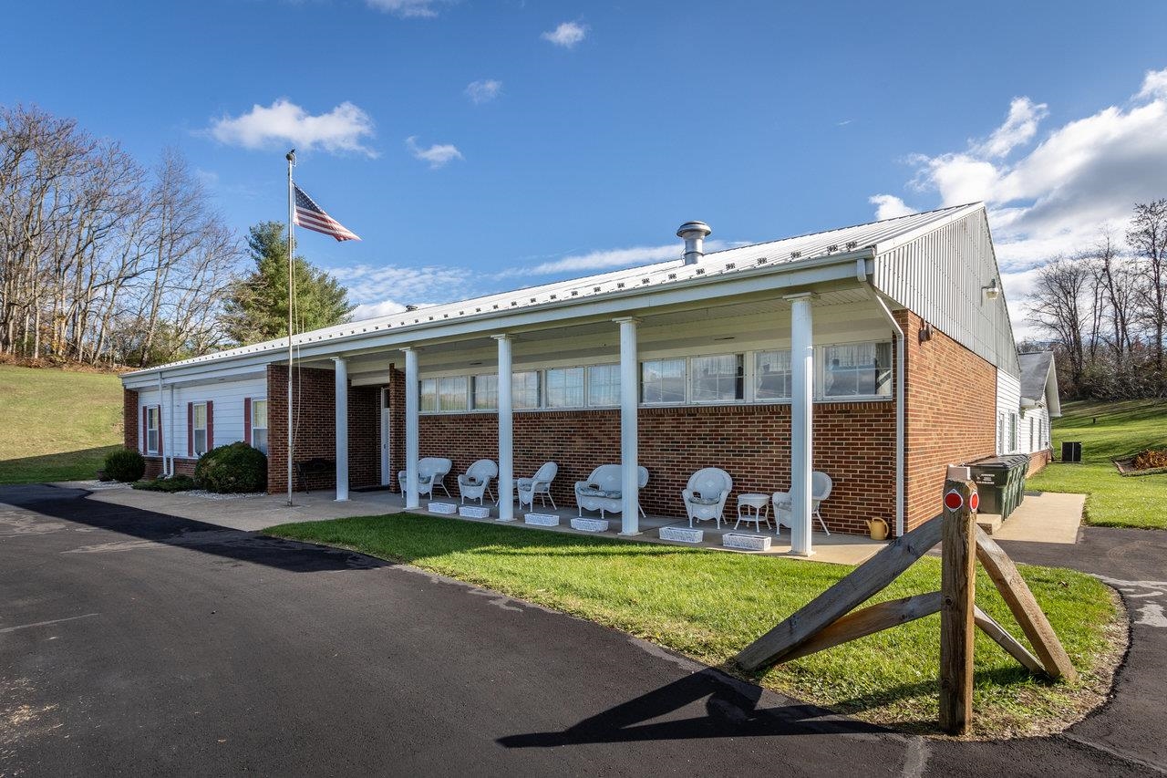 8 RAINBOW LN, WAYNESBORO, Virginia 22980, ,Commercial,8 RAINBOW LN,677355 MLS # 677355