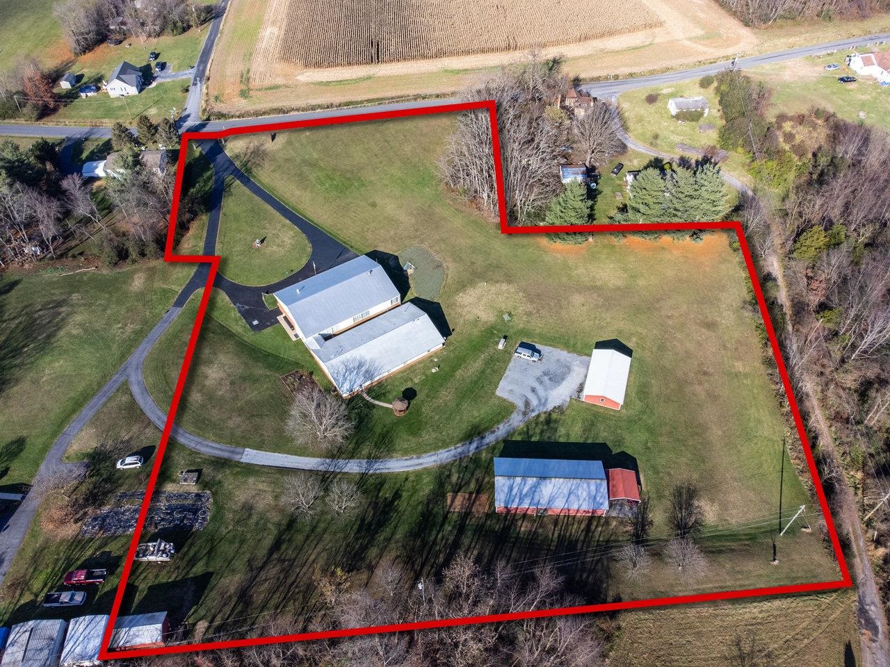 8 RAINBOW LN, WAYNESBORO, Virginia 22980, ,Commercial,8 RAINBOW LN,677355 MLS # 677355