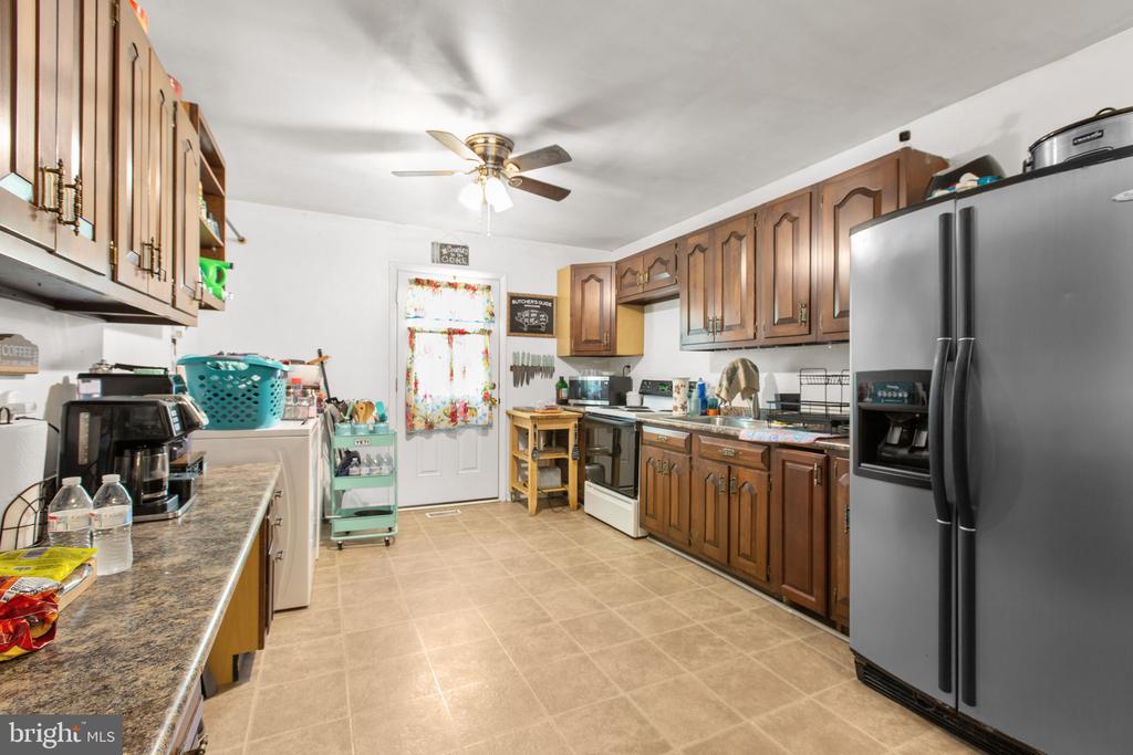 5942 STANFIELD RD, SPOTSYLVANIA, Virginia 22551, ,Residential,5942 STANFIELD RD,VASP2042108 MLS # VASP2042108 5942 STANFIELD RD, SPOTSYLVANIA, Virginia 22551, ,Residential,5942 STANFIELD RD,VASP2042108 MLS # VASP2042108