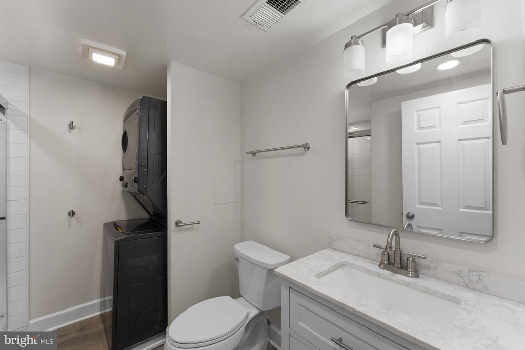 8609 HARRISON CT, MARSHALL, Virginia 20115, 3 Bedrooms Bedrooms, ,2 BathroomsBathrooms,Residential,8609 HARRISON CT,VAFQ2021544 MLS # VAFQ2021544