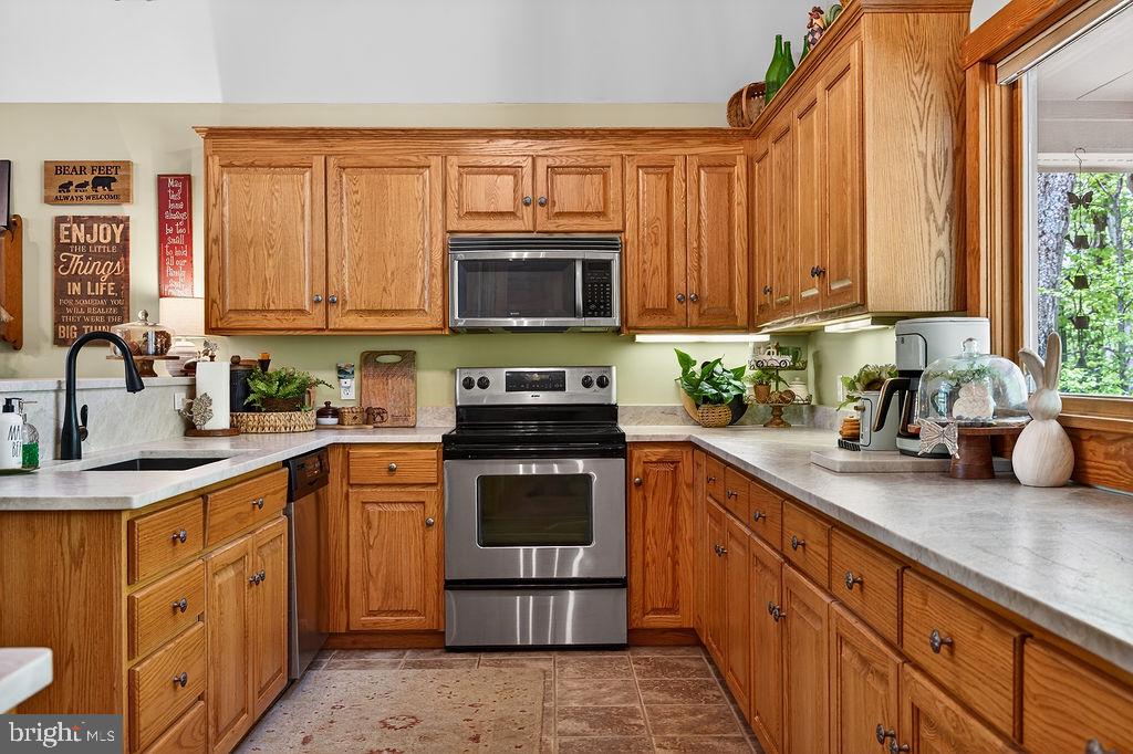 22 DEER SPRINGS LN, Virginia 22958, 3 Bedrooms Bedrooms, ,2 BathroomsBathrooms,Residential,22 DEER SPRINGS LN,VANL2000662 MLS # VANL2000662