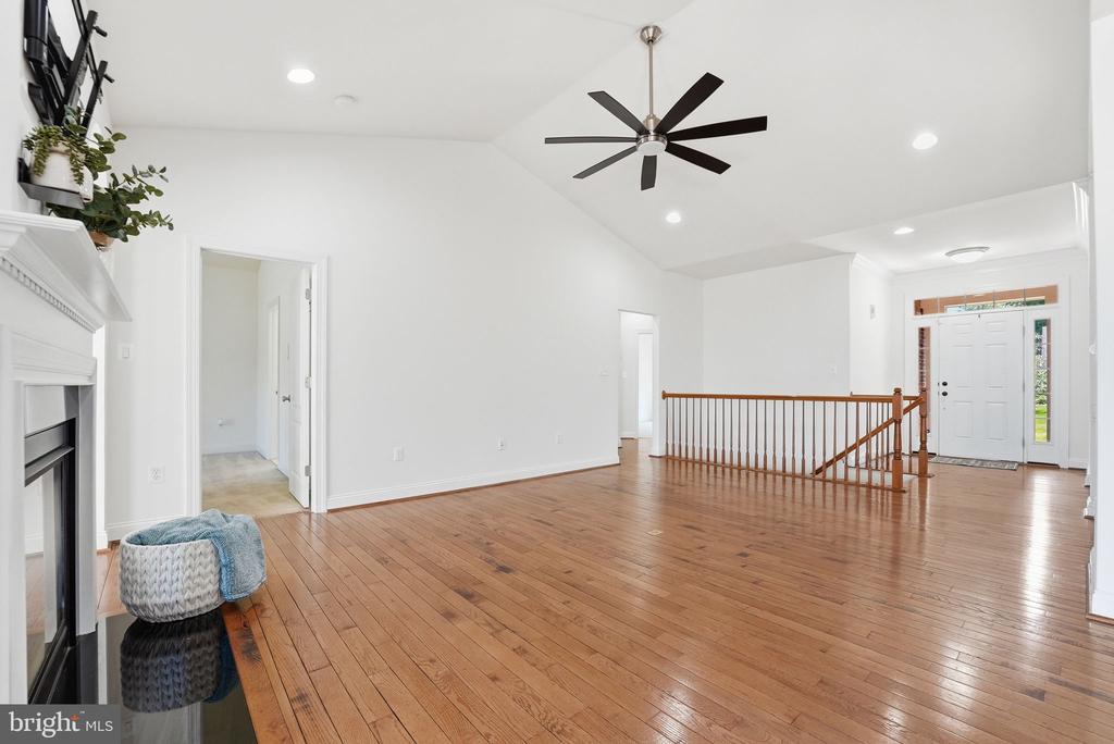35115 SOMERSET RIDGE RD, LOCUST GROVE, Virginia 22508, 4 Bedrooms Bedrooms, ,3 BathroomsBathrooms,Residential,35115 SOMERSET RIDGE RD,VAOR2014116 MLS # VAOR2014116 35115 SOMERSET RIDGE RD, LOCUST GROVE, Virginia 22508, 4 Bedrooms Bedrooms, ,3 BathroomsBathrooms,Residential,35115 SOMERSET RIDGE RD,VAOR2014116 MLS # VAOR2014116