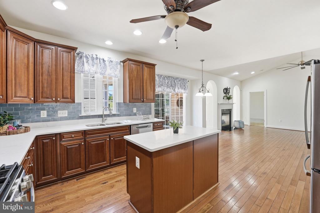 35115 SOMERSET RIDGE RD, LOCUST GROVE, Virginia 22508, 4 Bedrooms Bedrooms, ,3 BathroomsBathrooms,Residential,35115 SOMERSET RIDGE RD,VAOR2014116 MLS # VAOR2014116 35115 SOMERSET RIDGE RD, LOCUST GROVE, Virginia 22508, 4 Bedrooms Bedrooms, ,3 BathroomsBathrooms,Residential,35115 SOMERSET RIDGE RD,VAOR2014116 MLS # VAOR2014116
