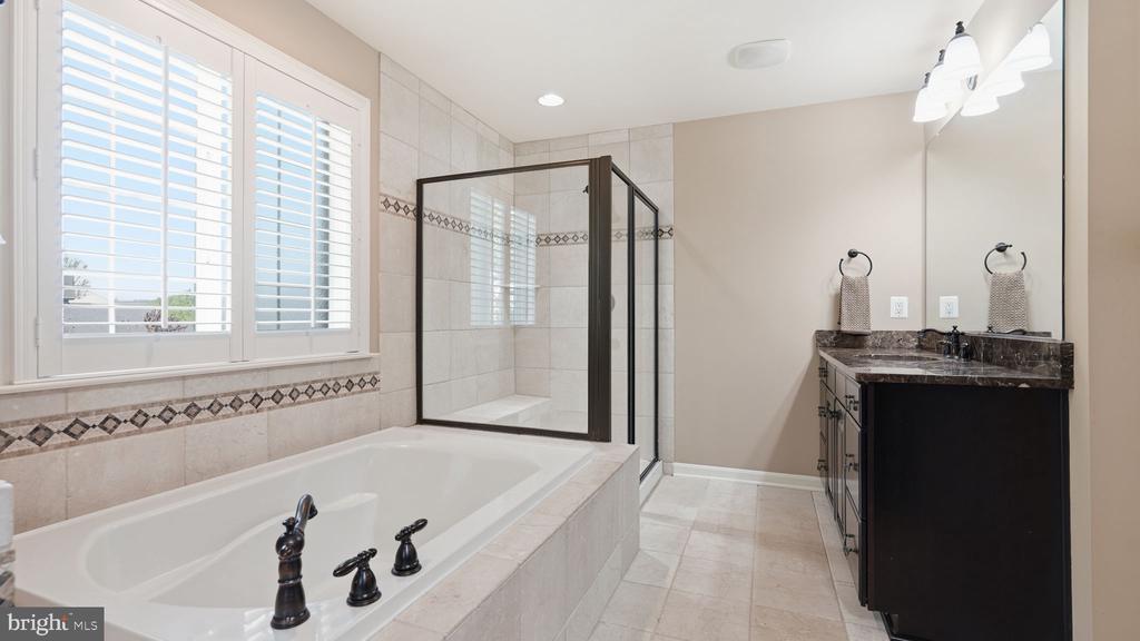 8025 SIDE HILL DR, WARRENTON, Virginia 20187, 5 Bedrooms Bedrooms, ,4 BathroomsBathrooms,Residential,8025 SIDE HILL DR,VAFQ2021658 MLS # VAFQ2021658 8025 SIDE HILL DR, WARRENTON, Virginia 20187, 5 Bedrooms Bedrooms, ,4 BathroomsBathrooms,Residential,8025 SIDE HILL DR,VAFQ2021658 MLS # VAFQ2021658