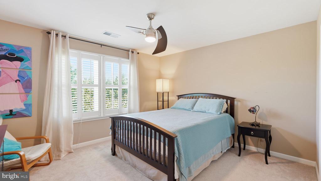 8025 SIDE HILL DR, WARRENTON, Virginia 20187, 5 Bedrooms Bedrooms, ,4 BathroomsBathrooms,Residential,8025 SIDE HILL DR,VAFQ2021658 MLS # VAFQ2021658 8025 SIDE HILL DR, WARRENTON, Virginia 20187, 5 Bedrooms Bedrooms, ,4 BathroomsBathrooms,Residential,8025 SIDE HILL DR,VAFQ2021658 MLS # VAFQ2021658