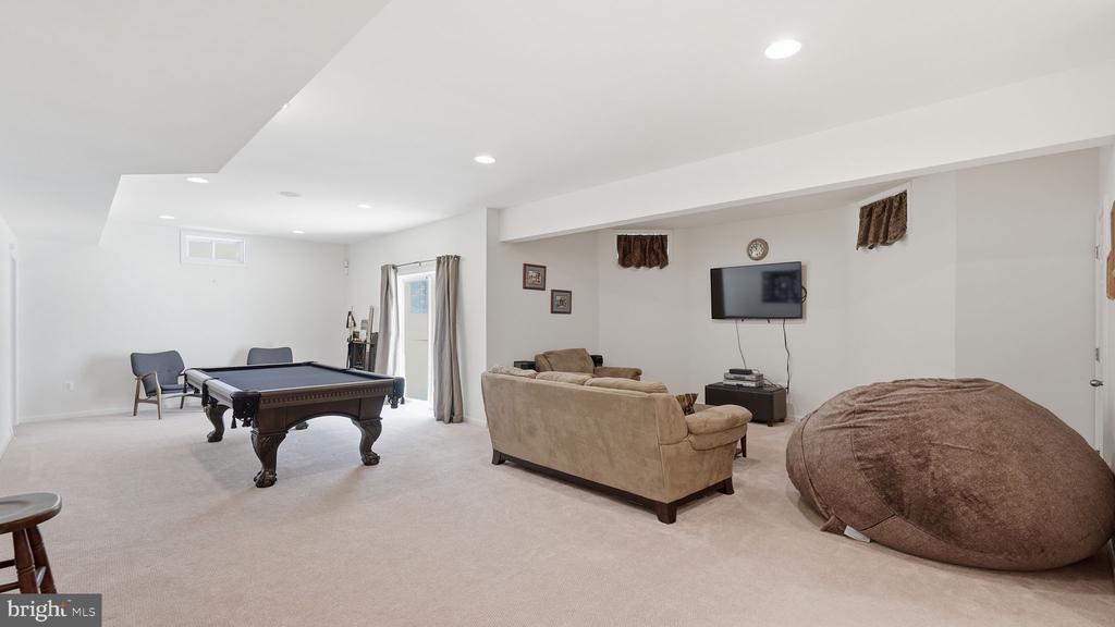8025 SIDE HILL DR, WARRENTON, Virginia 20187, 5 Bedrooms Bedrooms, ,4 BathroomsBathrooms,Residential,8025 SIDE HILL DR,VAFQ2021658 MLS # VAFQ2021658 8025 SIDE HILL DR, WARRENTON, Virginia 20187, 5 Bedrooms Bedrooms, ,4 BathroomsBathrooms,Residential,8025 SIDE HILL DR,VAFQ2021658 MLS # VAFQ2021658