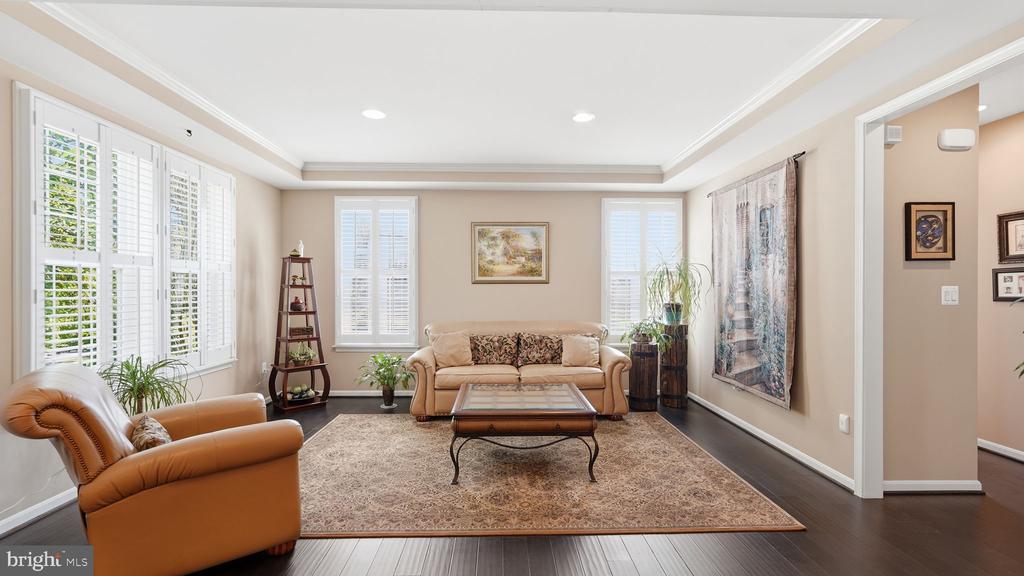 8025 SIDE HILL DR, WARRENTON, Virginia 20187, 5 Bedrooms Bedrooms, ,4 BathroomsBathrooms,Residential,8025 SIDE HILL DR,VAFQ2021658 MLS # VAFQ2021658 8025 SIDE HILL DR, WARRENTON, Virginia 20187, 5 Bedrooms Bedrooms, ,4 BathroomsBathrooms,Residential,8025 SIDE HILL DR,VAFQ2021658 MLS # VAFQ2021658