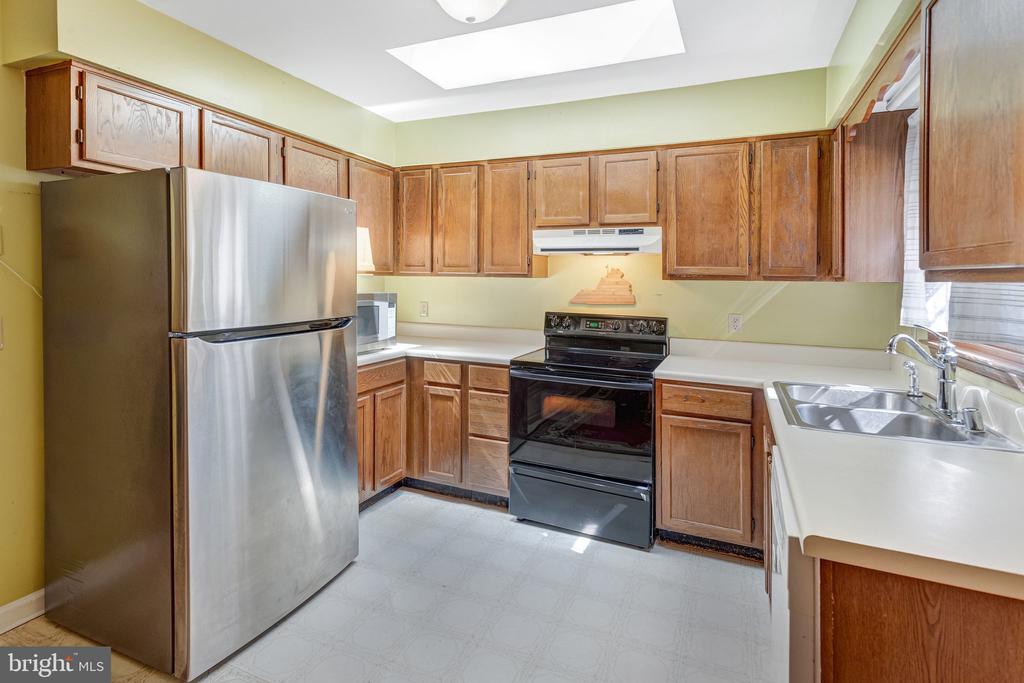 10417 SKINNER HILL DR, FREDERICKSBURG, Virginia 22408, 3 Bedrooms Bedrooms, ,1 BathroomBathrooms,Residential,10417 SKINNER HILL DR,VASP2041806 MLS # VASP2041806 10417 SKINNER HILL DR, FREDERICKSBURG, Virginia 22408, 3 Bedrooms Bedrooms, ,1 BathroomBathrooms,Residential,10417 SKINNER HILL DR,VASP2041806 MLS # VASP2041806