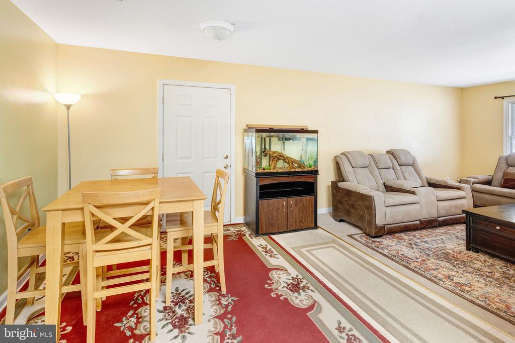 10417 SKINNER HILL DR, FREDERICKSBURG, Virginia 22408, 3 Bedrooms Bedrooms, ,1 BathroomBathrooms,Residential,10417 SKINNER HILL DR,VASP2041806 MLS # VASP2041806 10417 SKINNER HILL DR, FREDERICKSBURG, Virginia 22408, 3 Bedrooms Bedrooms, ,1 BathroomBathrooms,Residential,10417 SKINNER HILL DR,VASP2041806 MLS # VASP2041806