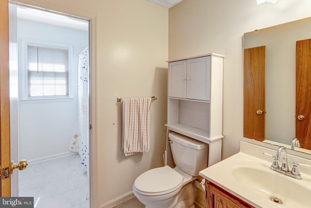 10417 SKINNER HILL DR, FREDERICKSBURG, Virginia 22408, 3 Bedrooms Bedrooms, ,1 BathroomBathrooms,Residential,10417 SKINNER HILL DR,VASP2041806 MLS # VASP2041806 10417 SKINNER HILL DR, FREDERICKSBURG, Virginia 22408, 3 Bedrooms Bedrooms, ,1 BathroomBathrooms,Residential,10417 SKINNER HILL DR,VASP2041806 MLS # VASP2041806
