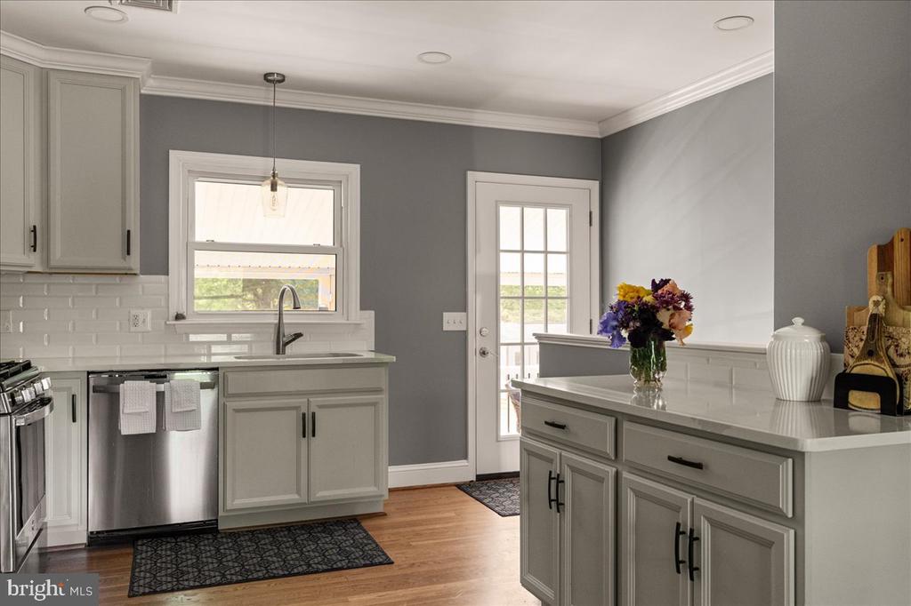 3545 COBBLER MOUNTAIN RD, DELAPLANE, Virginia 20144, 3 Bedrooms Bedrooms, ,2 BathroomsBathrooms,Residential,3545 COBBLER MOUNTAIN RD,VAFQ2021960 MLS # VAFQ2021960 3545 COBBLER MOUNTAIN RD, DELAPLANE, Virginia 20144, 3 Bedrooms Bedrooms, ,2 BathroomsBathrooms,Residential,3545 COBBLER MOUNTAIN RD,VAFQ2021960 MLS # VAFQ2021960