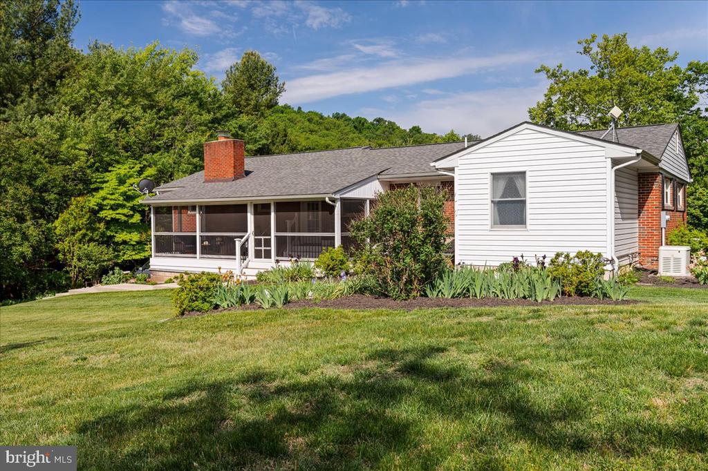 3545 COBBLER MOUNTAIN RD, DELAPLANE, Virginia 20144, 3 Bedrooms Bedrooms, ,2 BathroomsBathrooms,Residential,3545 COBBLER MOUNTAIN RD,VAFQ2021960 MLS # VAFQ2021960 3545 COBBLER MOUNTAIN RD, DELAPLANE, Virginia 20144, 3 Bedrooms Bedrooms, ,2 BathroomsBathrooms,Residential,3545 COBBLER MOUNTAIN RD,VAFQ2021960 MLS # VAFQ2021960