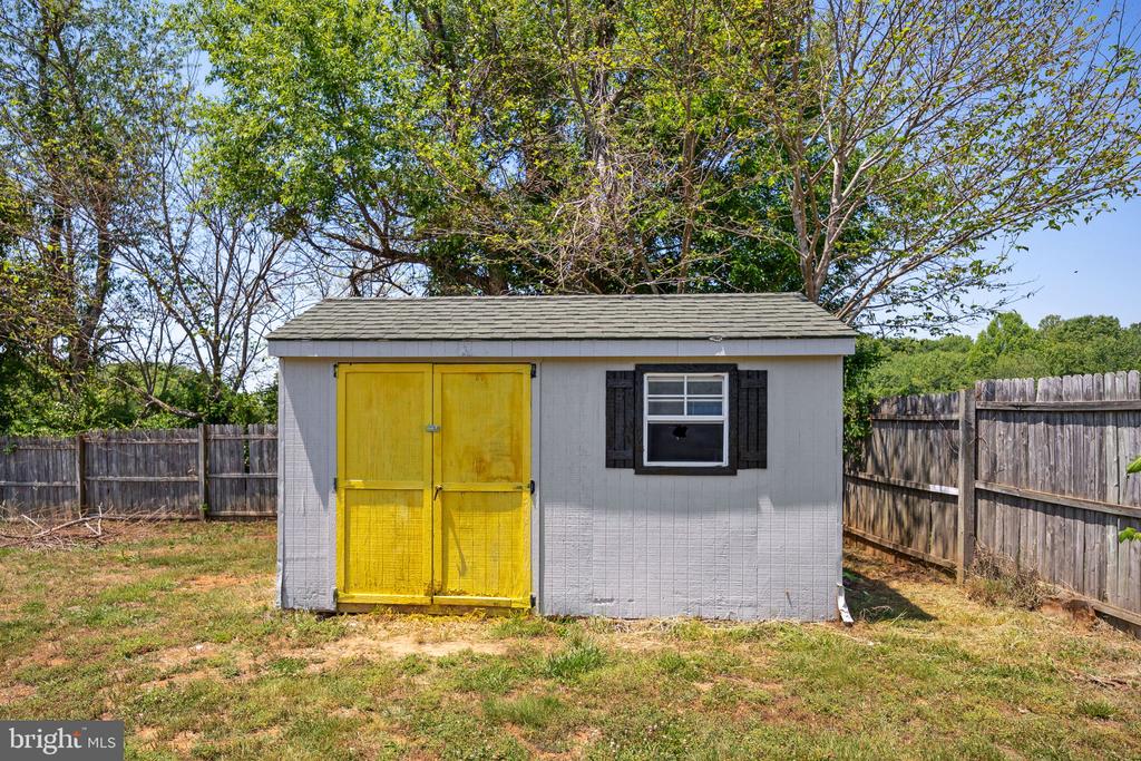 8128 BELMONT RD, SPOTSYLVANIA, Virginia 22551, 3 Bedrooms Bedrooms, ,1 BathroomBathrooms,Residential,8128 BELMONT RD,VASP2041980 MLS # VASP2041980 8128 BELMONT RD, SPOTSYLVANIA, Virginia 22551, 3 Bedrooms Bedrooms, ,1 BathroomBathrooms,Residential,8128 BELMONT RD,VASP2041980 MLS # VASP2041980