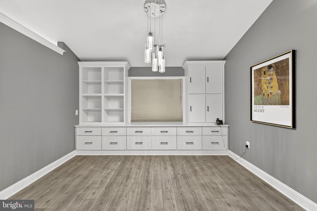 11597 YEATS DR, CATLETT, Virginia 20119, 5 Bedrooms Bedrooms, ,4 BathroomsBathrooms,Residential,11597 YEATS DR,VAFQ2022066 MLS # VAFQ2022066 11597 YEATS DR, CATLETT, Virginia 20119, 5 Bedrooms Bedrooms, ,4 BathroomsBathrooms,Residential,11597 YEATS DR,VAFQ2022066 MLS # VAFQ2022066