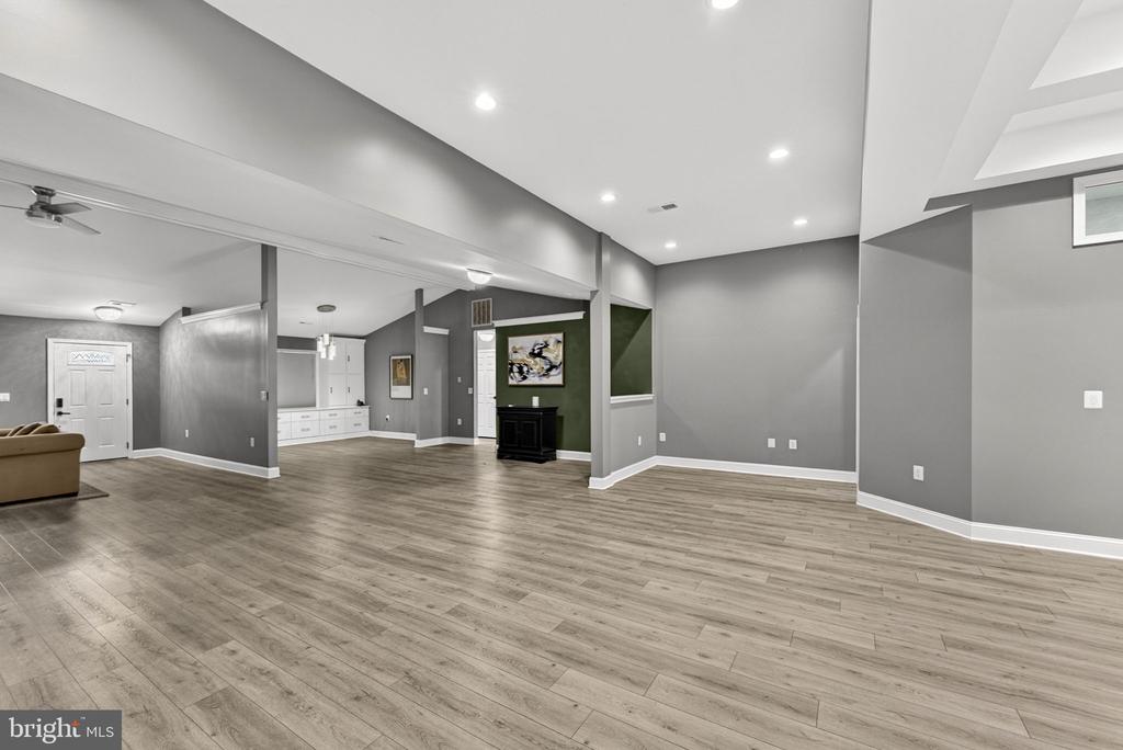 11597 YEATS DR, CATLETT, Virginia 20119, 5 Bedrooms Bedrooms, ,4 BathroomsBathrooms,Residential,11597 YEATS DR,VAFQ2022066 MLS # VAFQ2022066 11597 YEATS DR, CATLETT, Virginia 20119, 5 Bedrooms Bedrooms, ,4 BathroomsBathrooms,Residential,11597 YEATS DR,VAFQ2022066 MLS # VAFQ2022066