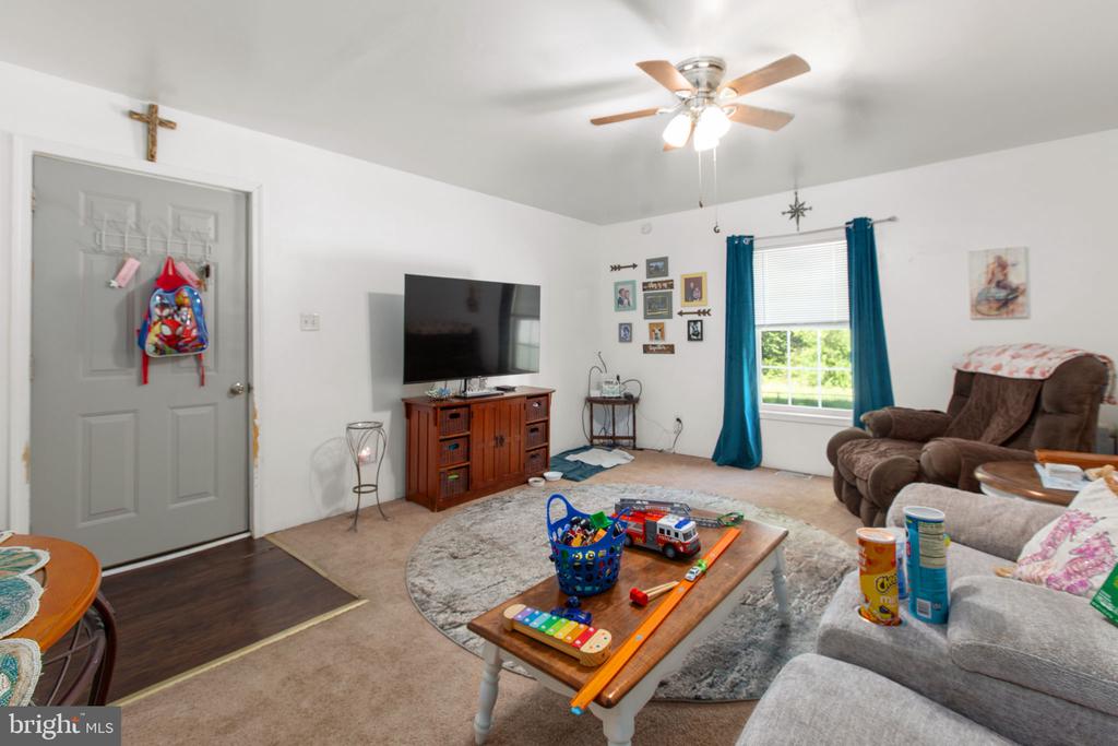 5942 STANFIELD RD, SPOTSYLVANIA, Virginia 22551, 9 Bedrooms Bedrooms, ,5 BathroomsBathrooms,Residential,5942 STANFIELD RD,VASP2042096 MLS # VASP2042096 5942 STANFIELD RD, SPOTSYLVANIA, Virginia 22551, 9 Bedrooms Bedrooms, ,5 BathroomsBathrooms,Residential,5942 STANFIELD RD,VASP2042096 MLS # VASP2042096