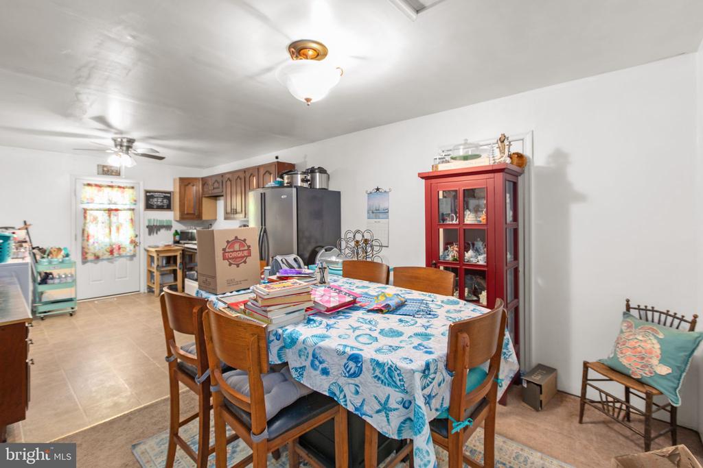 5942 STANFIELD RD, SPOTSYLVANIA, Virginia 22551, 9 Bedrooms Bedrooms, ,5 BathroomsBathrooms,Residential,5942 STANFIELD RD,VASP2042096 MLS # VASP2042096 5942 STANFIELD RD, SPOTSYLVANIA, Virginia 22551, 9 Bedrooms Bedrooms, ,5 BathroomsBathrooms,Residential,5942 STANFIELD RD,VASP2042096 MLS # VASP2042096