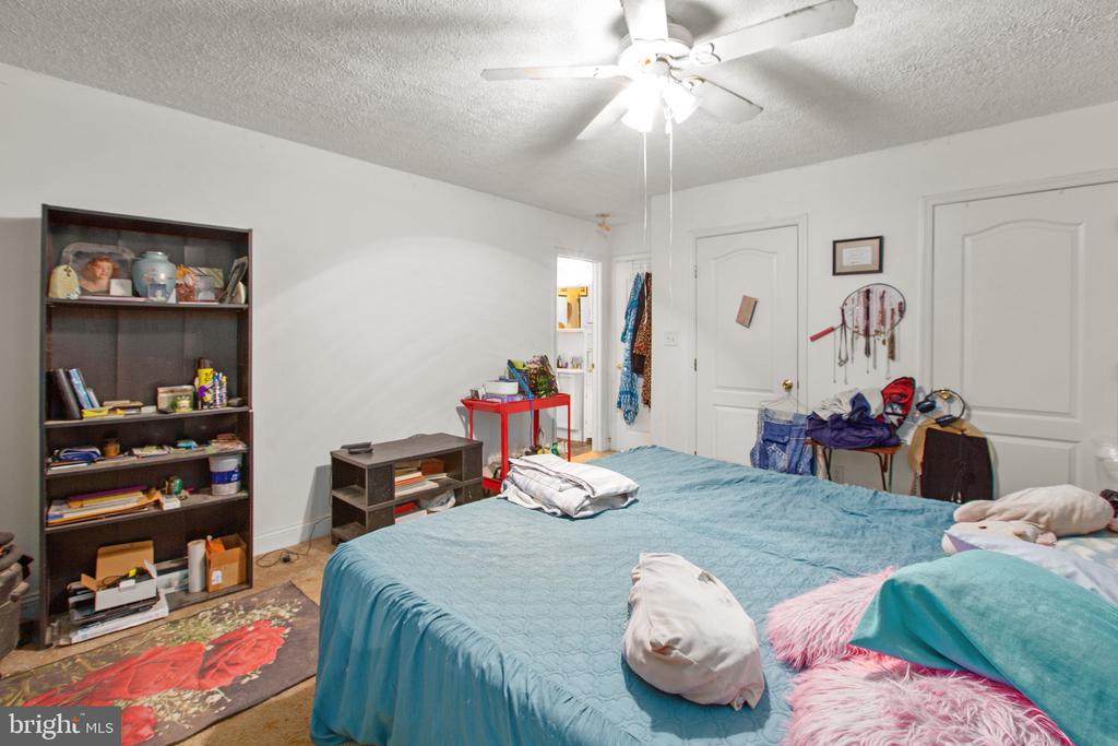 5942 STANFIELD RD, SPOTSYLVANIA, Virginia 22551, 9 Bedrooms Bedrooms, ,5 BathroomsBathrooms,Residential,5942 STANFIELD RD,VASP2042096 MLS # VASP2042096 5942 STANFIELD RD, SPOTSYLVANIA, Virginia 22551, 9 Bedrooms Bedrooms, ,5 BathroomsBathrooms,Residential,5942 STANFIELD RD,VASP2042096 MLS # VASP2042096
