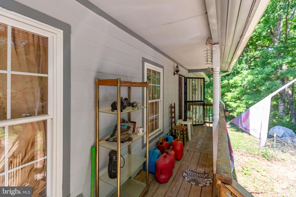 5942 STANFIELD RD, SPOTSYLVANIA, Virginia 22551, 9 Bedrooms Bedrooms, ,5 BathroomsBathrooms,Residential,5942 STANFIELD RD,VASP2042096 MLS # VASP2042096 5942 STANFIELD RD, SPOTSYLVANIA, Virginia 22551, 9 Bedrooms Bedrooms, ,5 BathroomsBathrooms,Residential,5942 STANFIELD RD,VASP2042096 MLS # VASP2042096