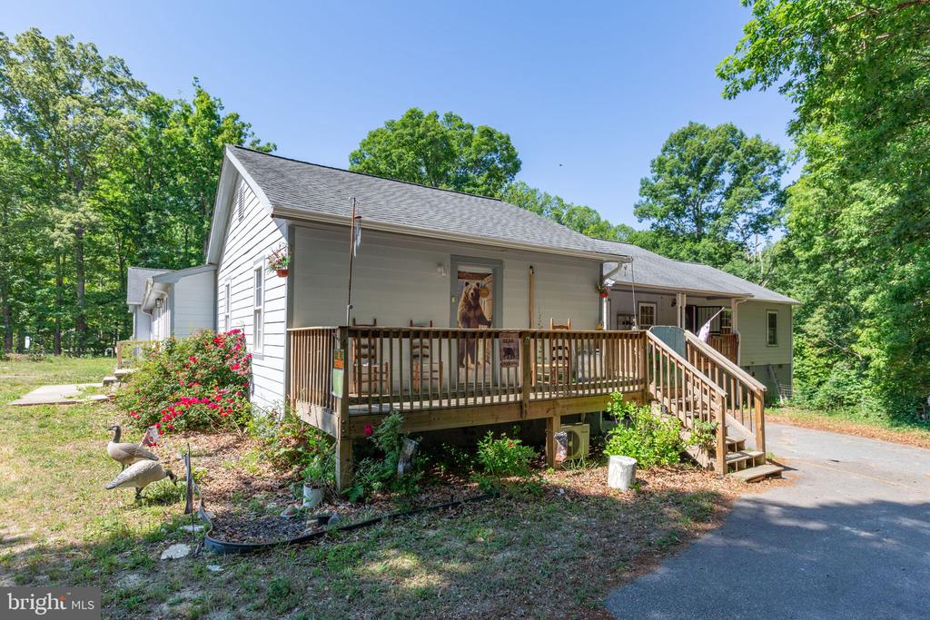 5942 STANFIELD RD, SPOTSYLVANIA, Virginia 22551, 9 Bedrooms Bedrooms, ,5 BathroomsBathrooms,Residential,5942 STANFIELD RD,VASP2042096 MLS # VASP2042096 5942 STANFIELD RD, SPOTSYLVANIA, Virginia 22551, 9 Bedrooms Bedrooms, ,5 BathroomsBathrooms,Residential,5942 STANFIELD RD,VASP2042096 MLS # VASP2042096