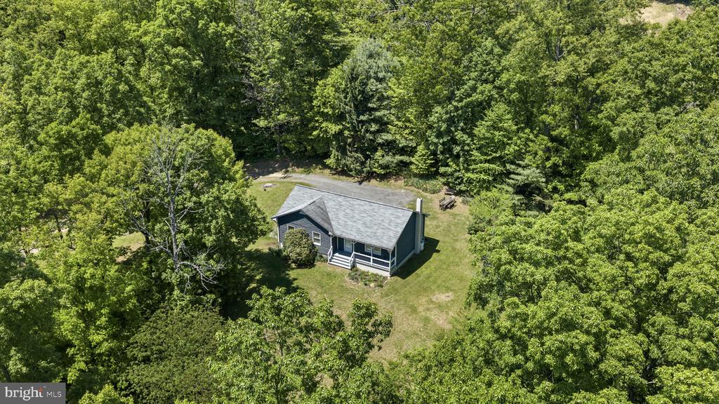 105 SWINDLER HOLLOW RD, SPERRYVILLE, Virginia 22740, 3 Bedrooms Bedrooms, ,2 BathroomsBathrooms,Residential,105 SWINDLER HOLLOW RD,VARP2002648 MLS # VARP2002648