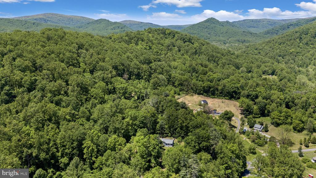 105 SWINDLER HOLLOW RD, SPERRYVILLE, Virginia 22740, 3 Bedrooms Bedrooms, ,2 BathroomsBathrooms,Residential,105 SWINDLER HOLLOW RD,VARP2002648 MLS # VARP2002648